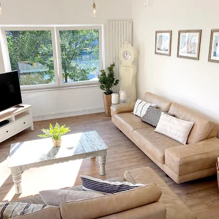 Neustadt In Holstein Appartement 160 شقة *